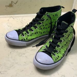 Men’s 10 Hot Topic Alien Sneakers